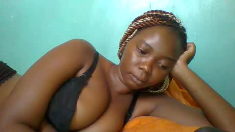 Queen online show from April 2, 6:22 am