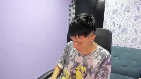 hannah online show from November 8, 3:07 am