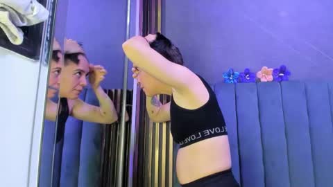 hannah online show from February 12, 3:23 am