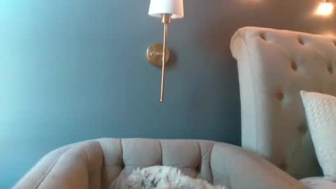 hothousewife333 online show from October 3, 2:03 pm