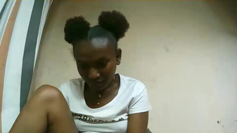 veronique online show from October 3, 9:39 am