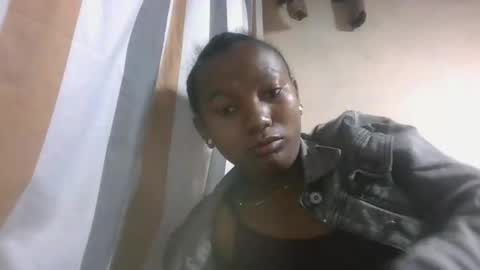 veronique online show from October 22, 4:24 am