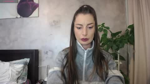 Lia   online show from May 2, 7:08 pm