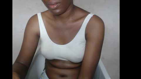 hotjessie0 online show from October 31, 6:47 am