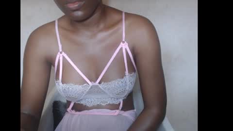 hotjessie0 online show from December 1, 5:23 am