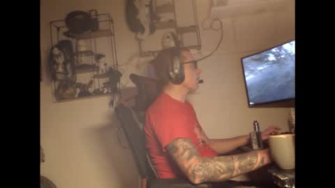 Snapshot of hotkinkytat chatting on November 23, 9:36 pm hotkinkytat online show from November 23, 9:36 pm