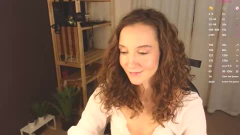 Snapshot of hotlaracroft chatting on September 30, 3:06 pm Allison online show from September 30, 3:06 pm