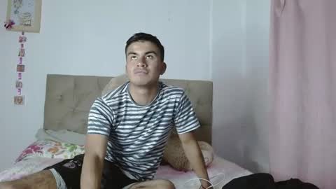 SG LoveCam online show from June 19, 12:37 am