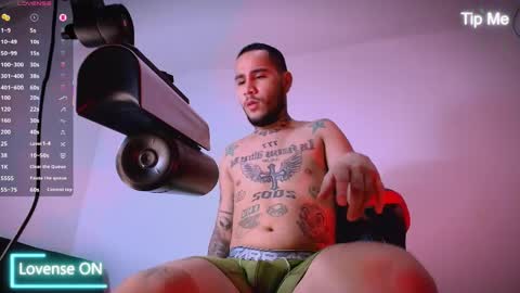 HoTLatinoX20CM online show from April 2, 5:54 pm