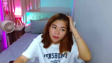 Layla online show from December 31, 7:10 am