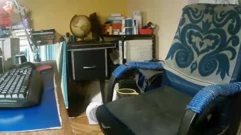 hotleopold online show from January 14, 11:20 pm