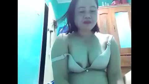 Snapshot of hotmama2325 chatting on October 9, 11:03 pm JOY online show from October 9, 11:03 pm