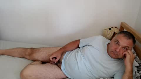 hotman7423 online show from August 3, 8:35 am