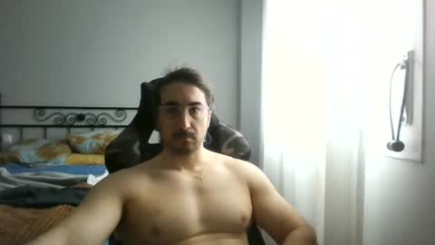 Snapshot of hotman_40_ chatting on February 21, 11:01 am hotman_40_ online show from February 21, 11:01 am