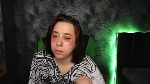 hotmariella online show from January 22, 2:15 am