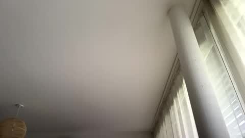 Snapshot of hotmassage50 chatting on March 11, 7:37 am hotmassage50 online show from March 11, 7:37 am