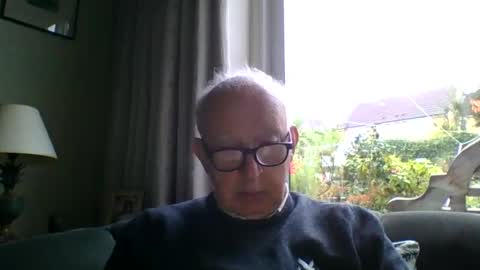 Snapshot of hotmuff99 chatting on October 20, 8:15 am hotmuff99 online show from October 20, 8:15 am