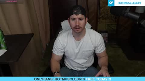 hotmuscles6t9 online show from February 1, 11:36 pm