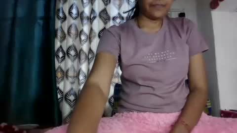lola online show from January 2, 6:18 am