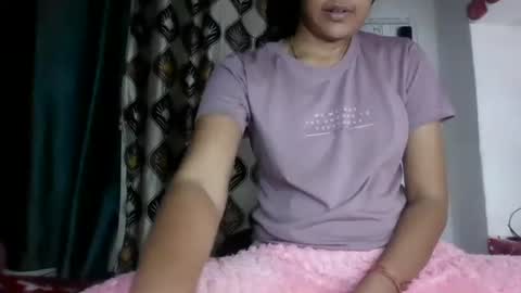 lola online show from January 4, 12:38 pm