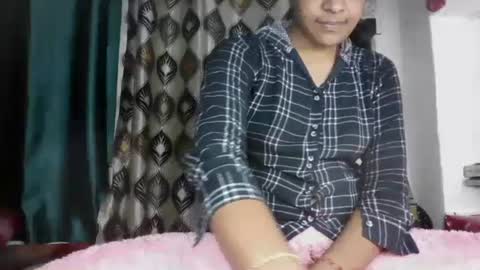 lola online show from January 19, 1:55 pm