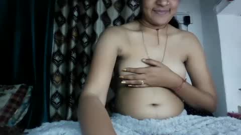 lola online show from February 15, 1:49 pm