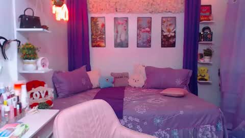 Snapshot of hotpinay_mira chatting on September 20, 12:33 am hotpinay_mira online show from September 20, 12:33 am