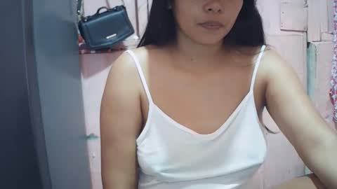 hotpink4u04 online show from January 18, 11:30 pm