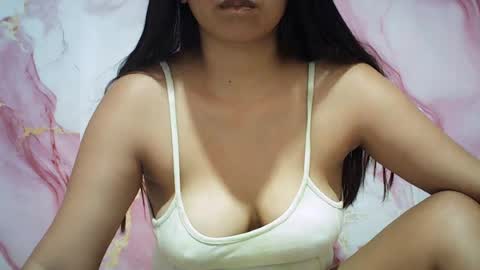 hotpink4u04 online show from June 21, 9:50 pm