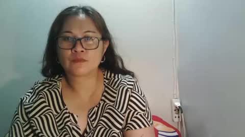 hotpreciousxxx online show from February 18, 3:19 pm