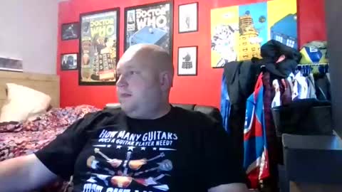 Snapshot of hotrodder323 chatting on March 15, 2:28 am hotrodder323 online show from March 15, 2:28 am
