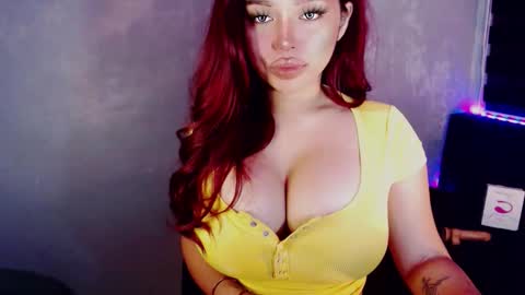 Snapshot of hotsexyhugetrans chatting on December 22, 1:13 am Marga Avery online show from December 22, 1:13 am