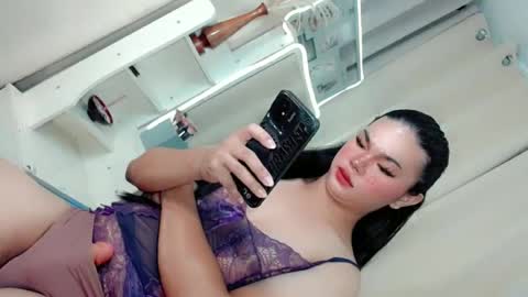 hotsiren101 online show from June 14, 10:34 pm