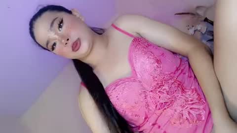 hotsiren101 online show from July 18, 6:17 am