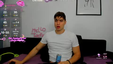Snapshot of hotsportylad chatting on April 18, 5:33 am Kyle Baker online show from April 18, 5:33 am