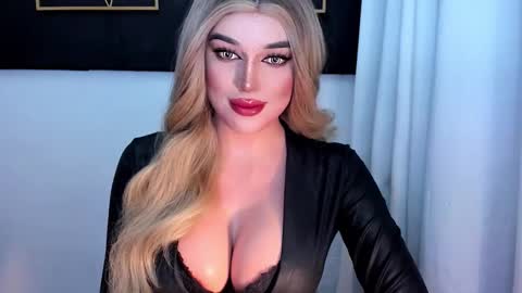 STELLA online show from March 5, 8:32 am