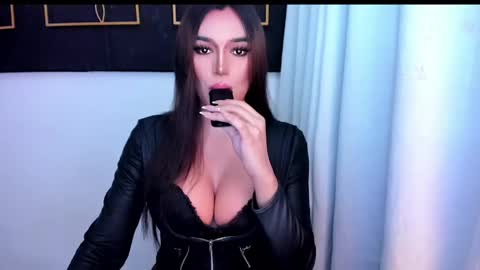 Snapshot of hotstellacumxxx chatting on April 21, 5:25 am STELLA online show from April 21, 5:25 am