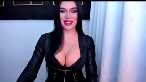 Snapshot of hotstellacumxxx chatting on May 13, 7:00 pm STELLA online show from May 13, 7:00 pm