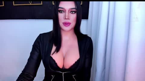 Snapshot of hotstellacumxxx chatting on May 31, 4:31 am STELLA online show from May 31, 4:31 am