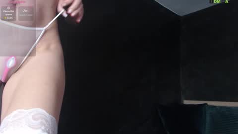 Snapshot of hotstufxx chatting on December 15, 9:30 pm Celine online show from December 15, 9:30 pm