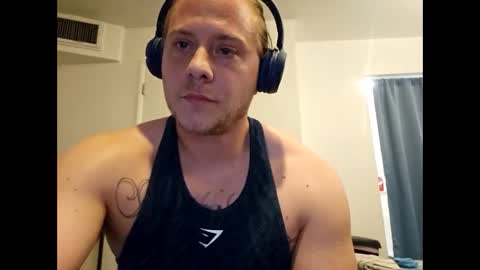 hotsummers95 online show from January 11, 7:57 am