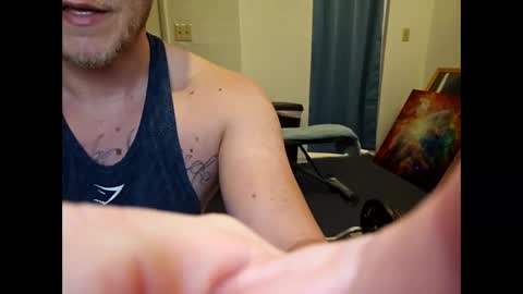 hotsummers95 online show from January 13, 4:40 am