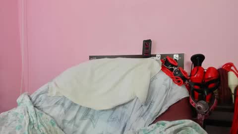 Monica online show from February 13, 3:03 pm