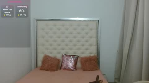 Eryka online show from April 2, 10:35 am