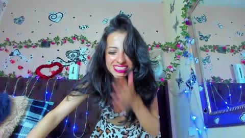 Snapshot of hottcandy21 chatting on February 25, 7:03 pm HottCandy21 online show from February 25, 7:03 pm