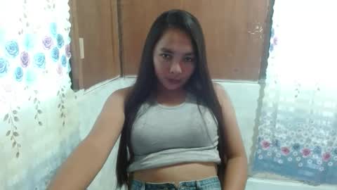 Snapshot of hottestangel1995 chatting on March 28, 1:16 am hottestangel1995 online show from March 28, 1:16 am