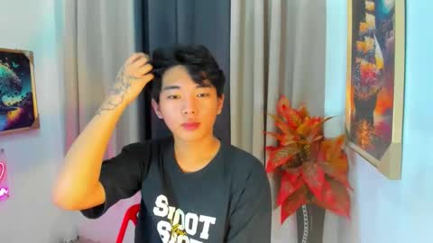 Snapshot of hottestloues chatting on March 17, 11:46 am hottestloues online show from March 17, 11:46 am