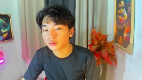 Snapshot of hottestloues chatting on March 18, 2:04 am hottestloues online show from March 18, 2:04 am