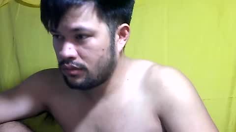 HottestPinoy32 online show from June 25, 4:12 am