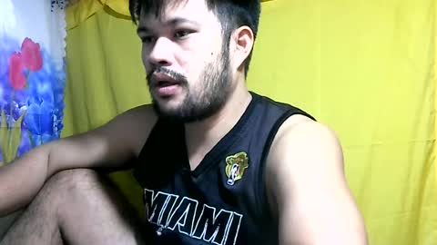 HottestPinoy32 online show from June 28, 7:20 pm